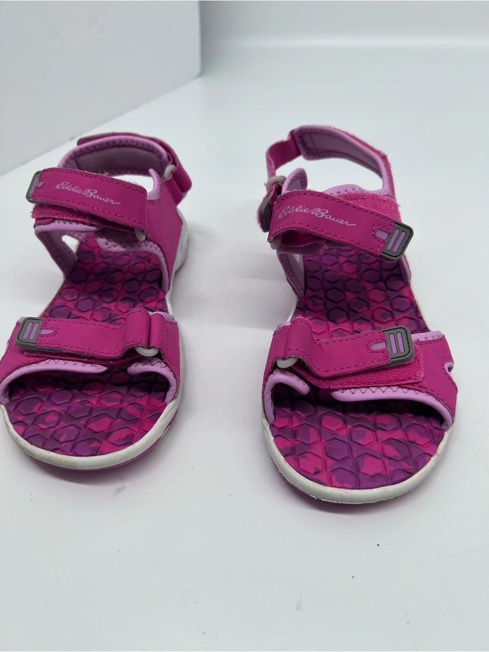 Eddie Bauer Girls' Bright Magenta Open-Toe Sport Sandals size 4